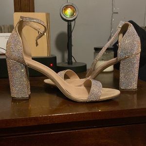 GORGEOUS RINESTONE HEALS